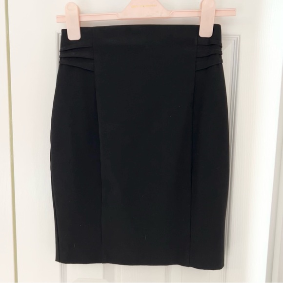 EUC Express high waisted pencil skirt, black. Size 0. - Picture 1 of 4